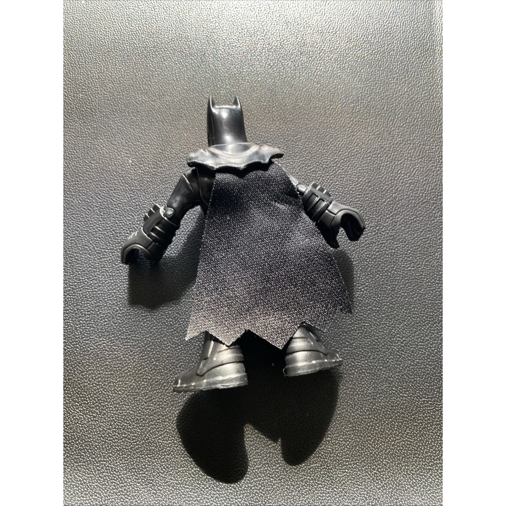 Fisher Price Batman Imaginext DC Comics Cape Black Belt Mask Action Figure - Picture 2 of 2